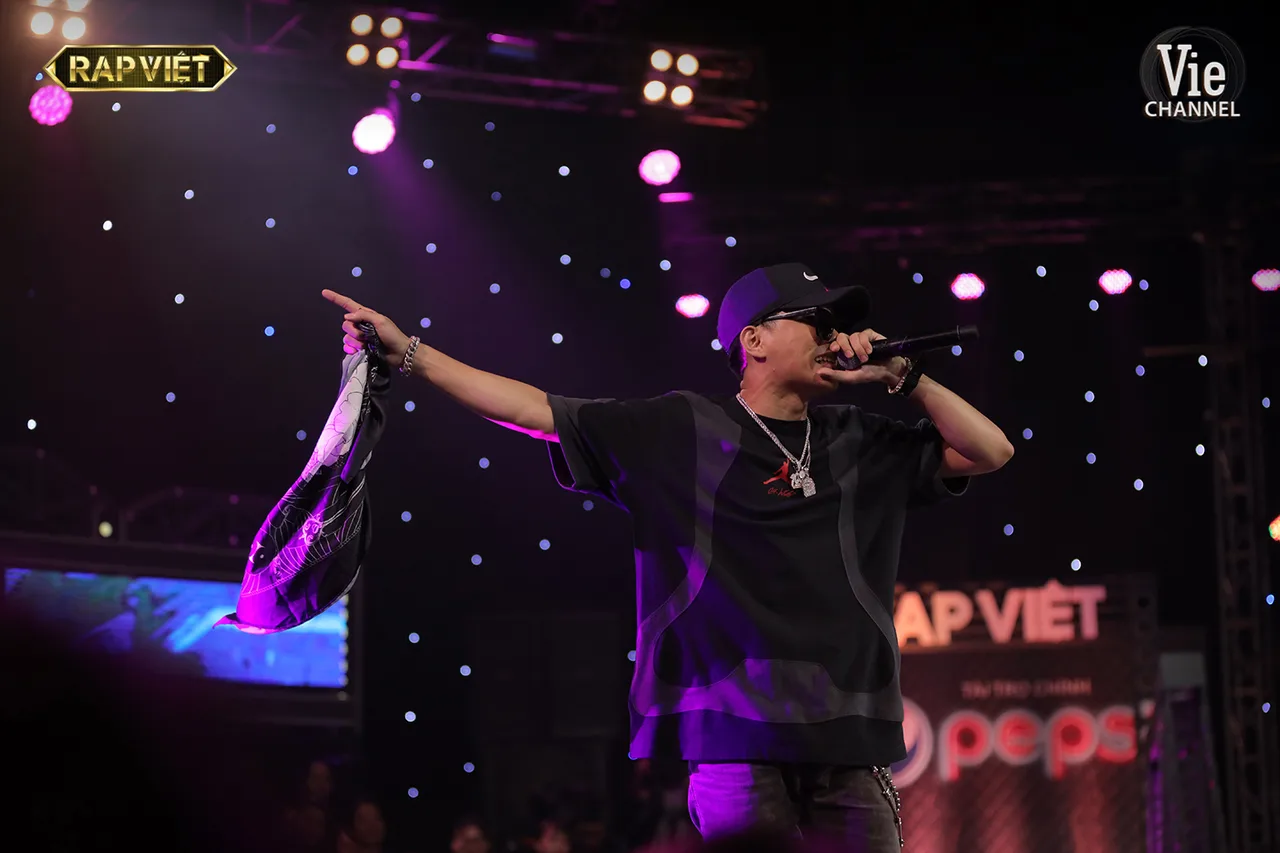 thoi trang rap viet -f- elleman 1