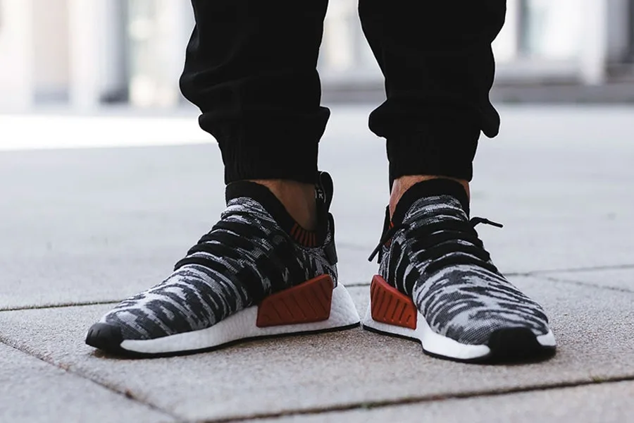 giay sneaker - elle man - adidas NMD_R2 Primeknit Pack 1