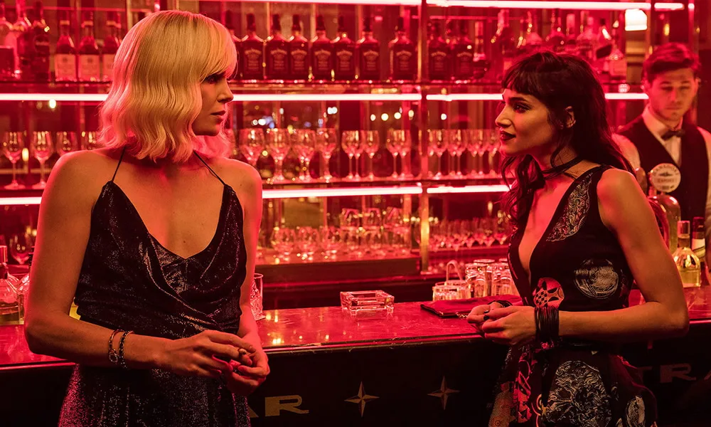 phong cach thoi trang -atomicblonde3- elle man