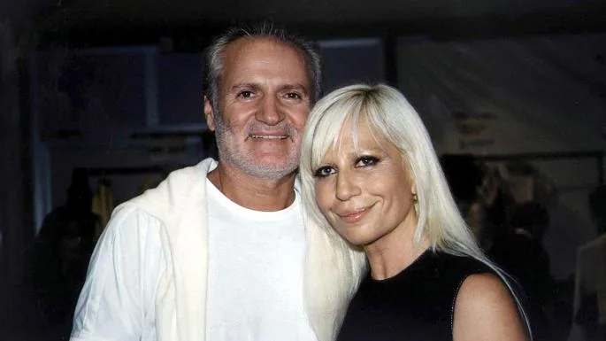 thuong hieu versace 99 elle man