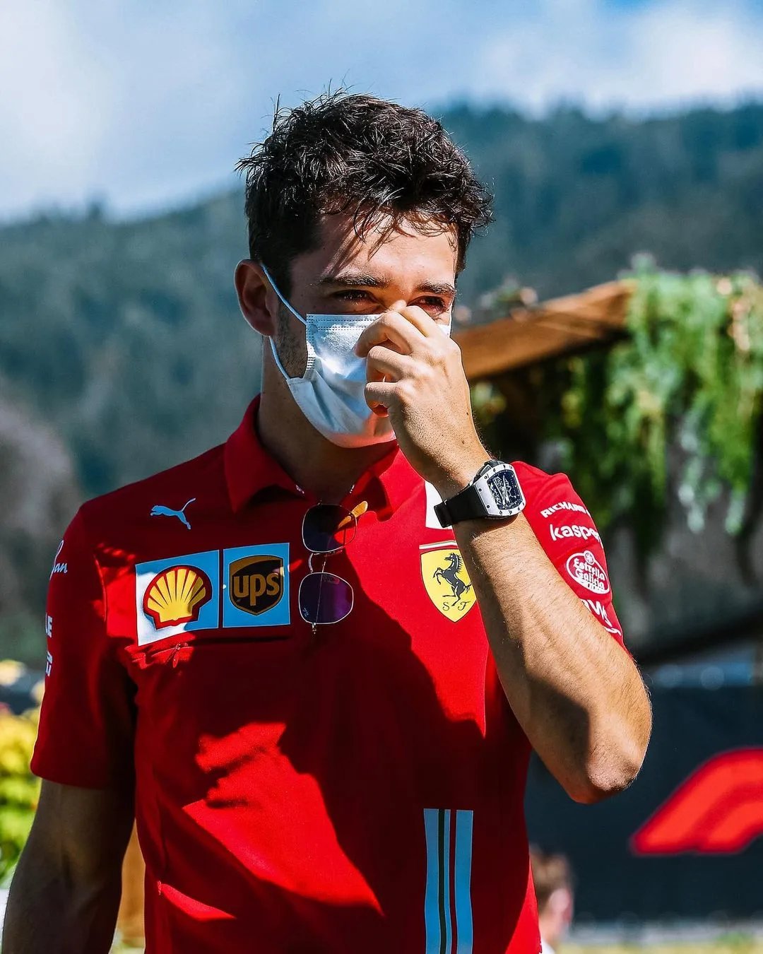 Tay đua F1 Charles Leclerc của đội đua Scuderia Ferrari cùng chiếc RM 67-01 Yohan Blake 'Ultimate Edition'