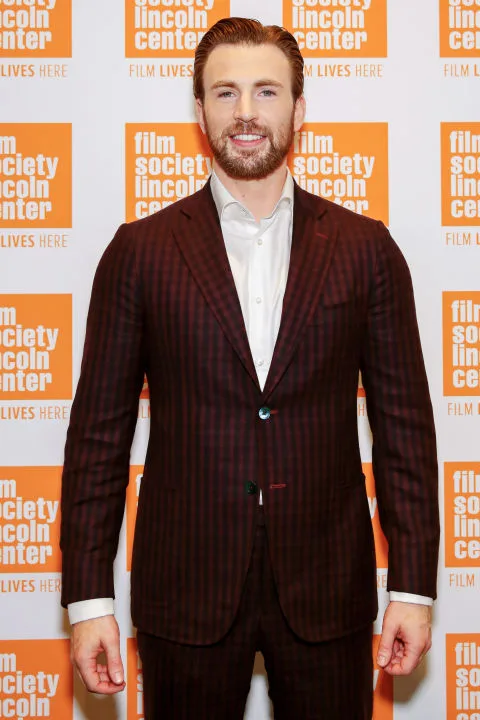 suit nam - elle man - CHRIS EVANS