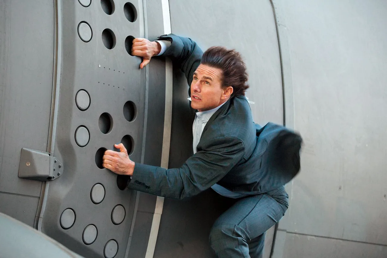 5-tom-cruise-elleman
