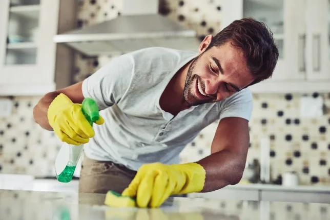 cách tiết kiệm nam làm việc nhà