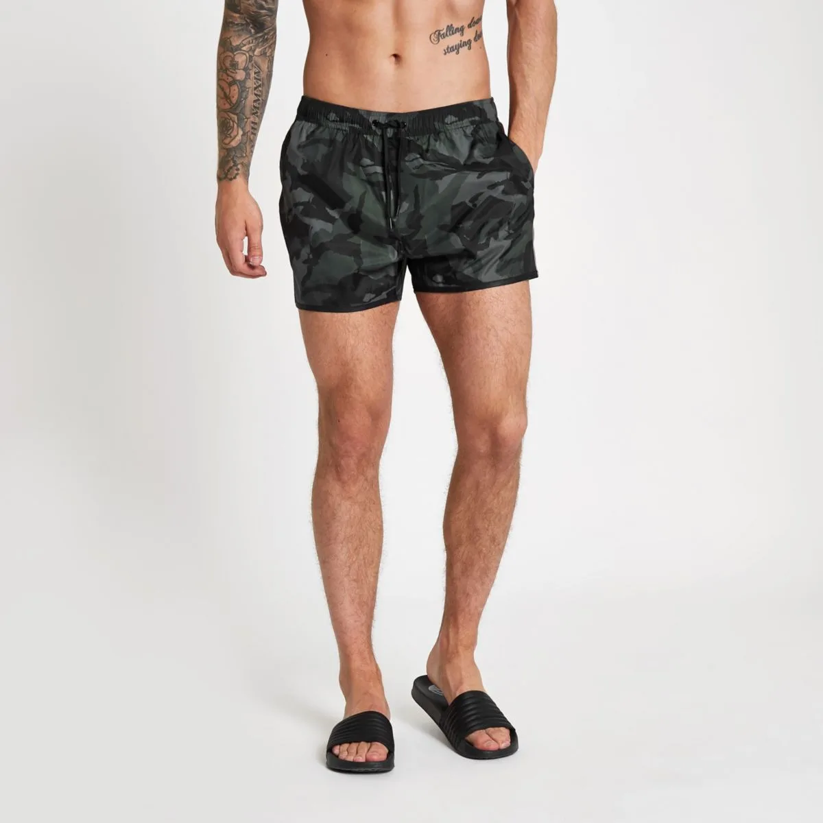quan boi nam military source river island - elle man 1