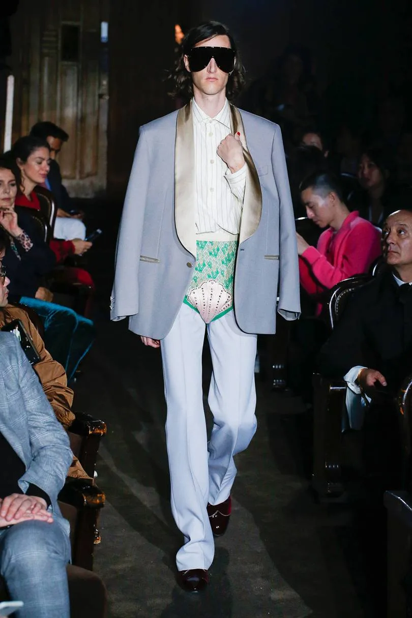 Hơi thở nhục cảm từ thời Tom Ford tràn về một cách tinh tế. Ảnh: Vogue