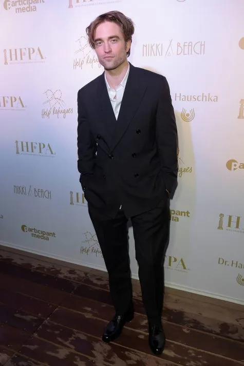 thời trang thảm đỏ - robert pattinson đến cannes 2019