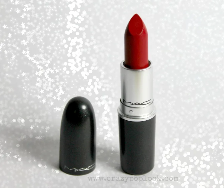 MAC Retro Matte Lipstick Ruby Woo-elleman-1119