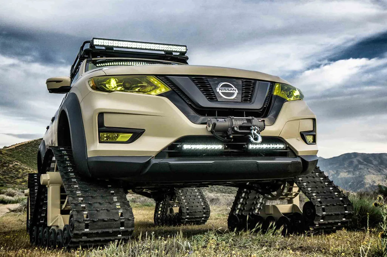 trien lam o to - elle man 3-Nissan-Rogue-Trail-Warrior-Project