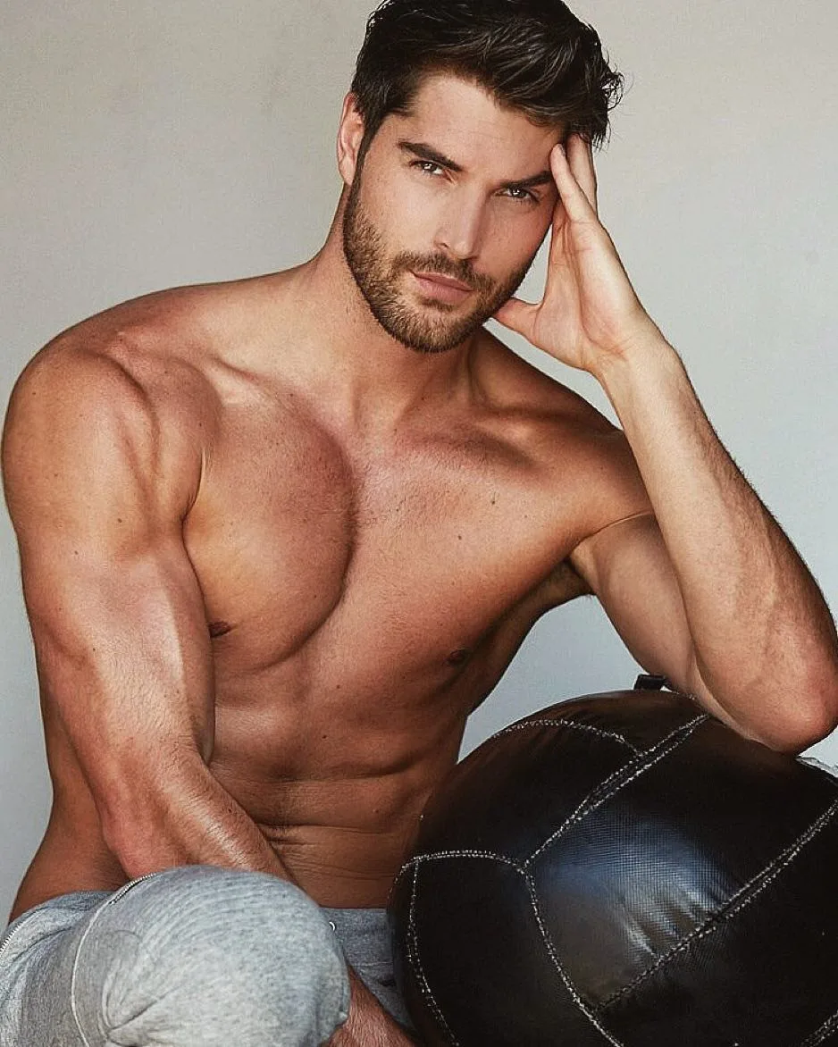 Người mẫu nam đình đám: Nick Bateman