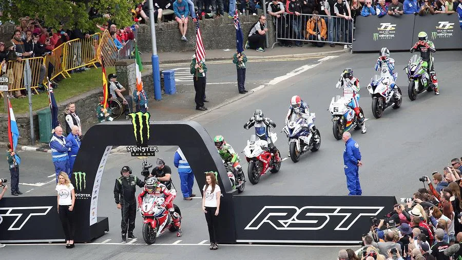 Isle of Man TT: Hết ga cùng tử thần