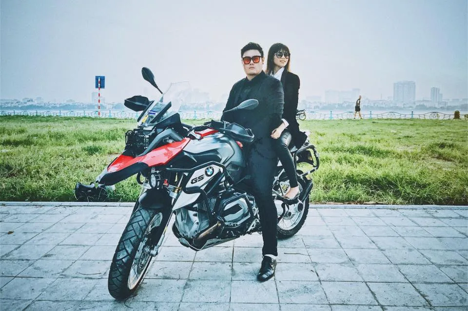 distinguished gentleman's ride - elle man 40
