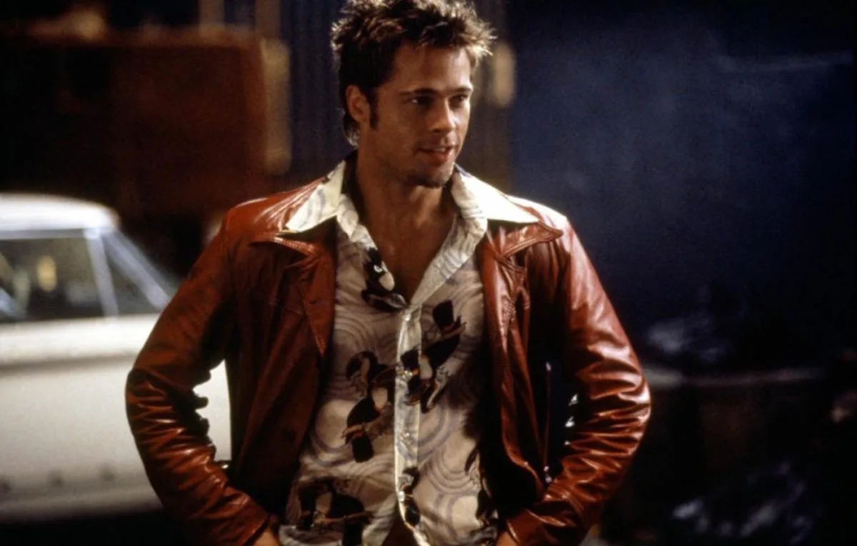 Tập thể hình như Brad Pitt1