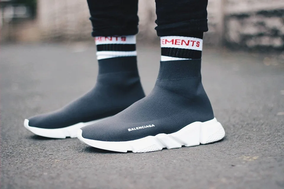 giay the thao cong nghe knit - balenciaga - elle man