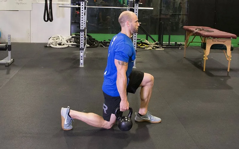 Walking Lunges hỗ trợ chạy bộ