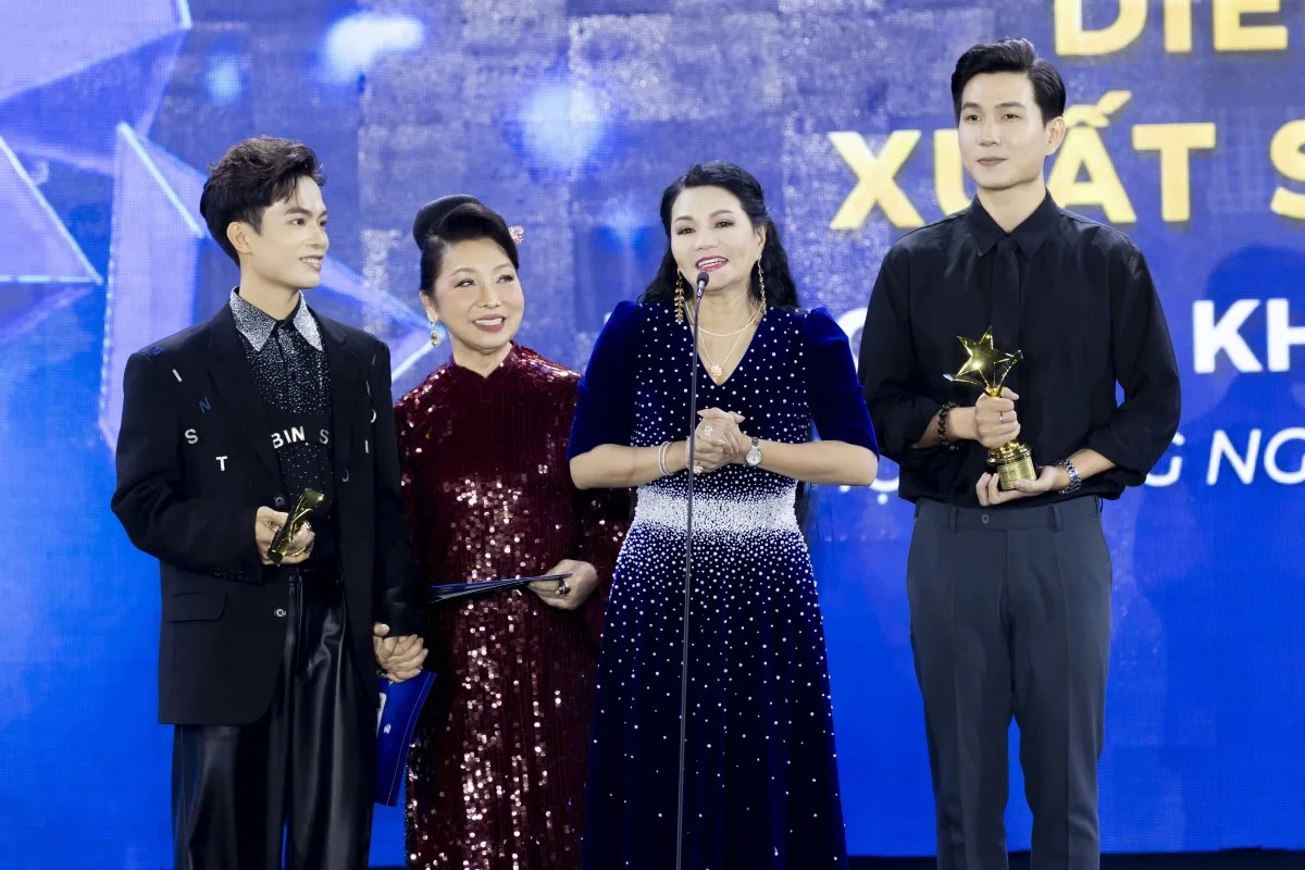 ngôi sao xanh 2024