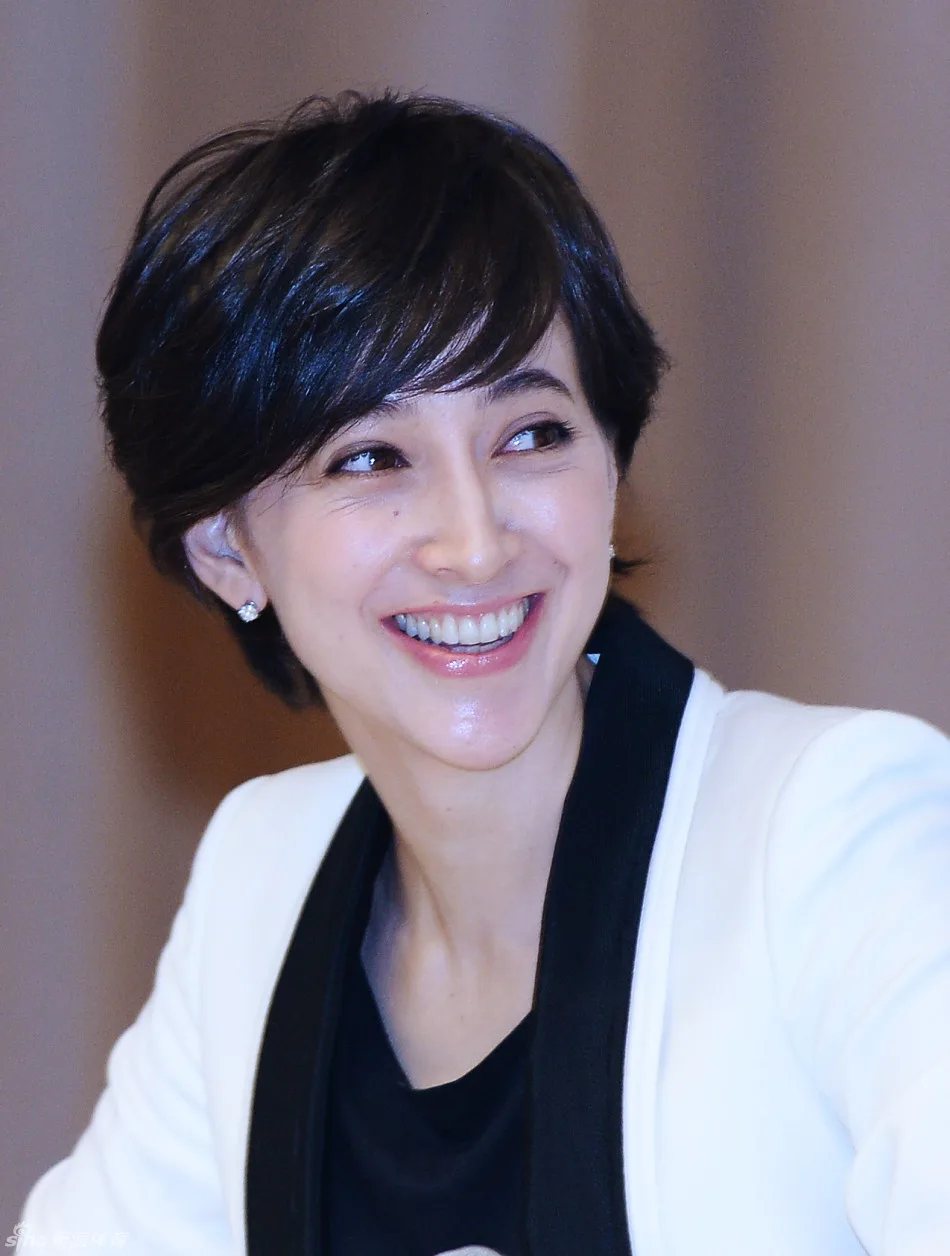 christel-takigawa-elle-man-10