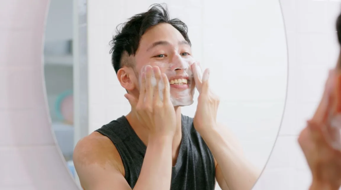 Nam giới cần lưu ý điều gì khi chăm sóc da ngày Hè?
