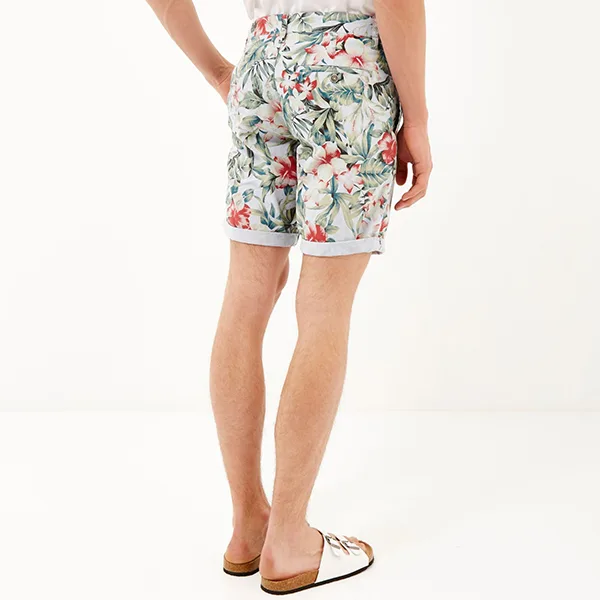 phong cach thoi trang hoa tiet in He 2016 - shorts River Island - elleman