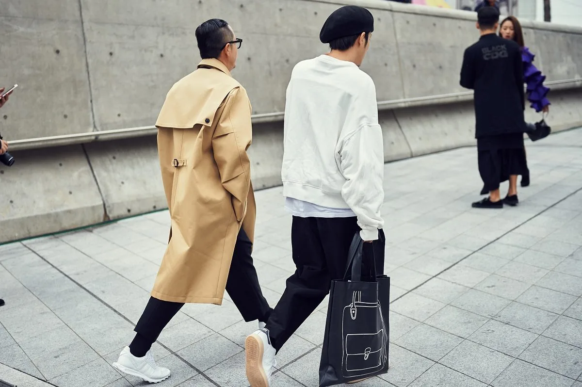 Cac street style look tuyet dep tai Seoul Fashion Week Xuan He 2018 17