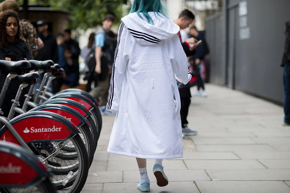 louis vuitton x supreme - london - elle man 3