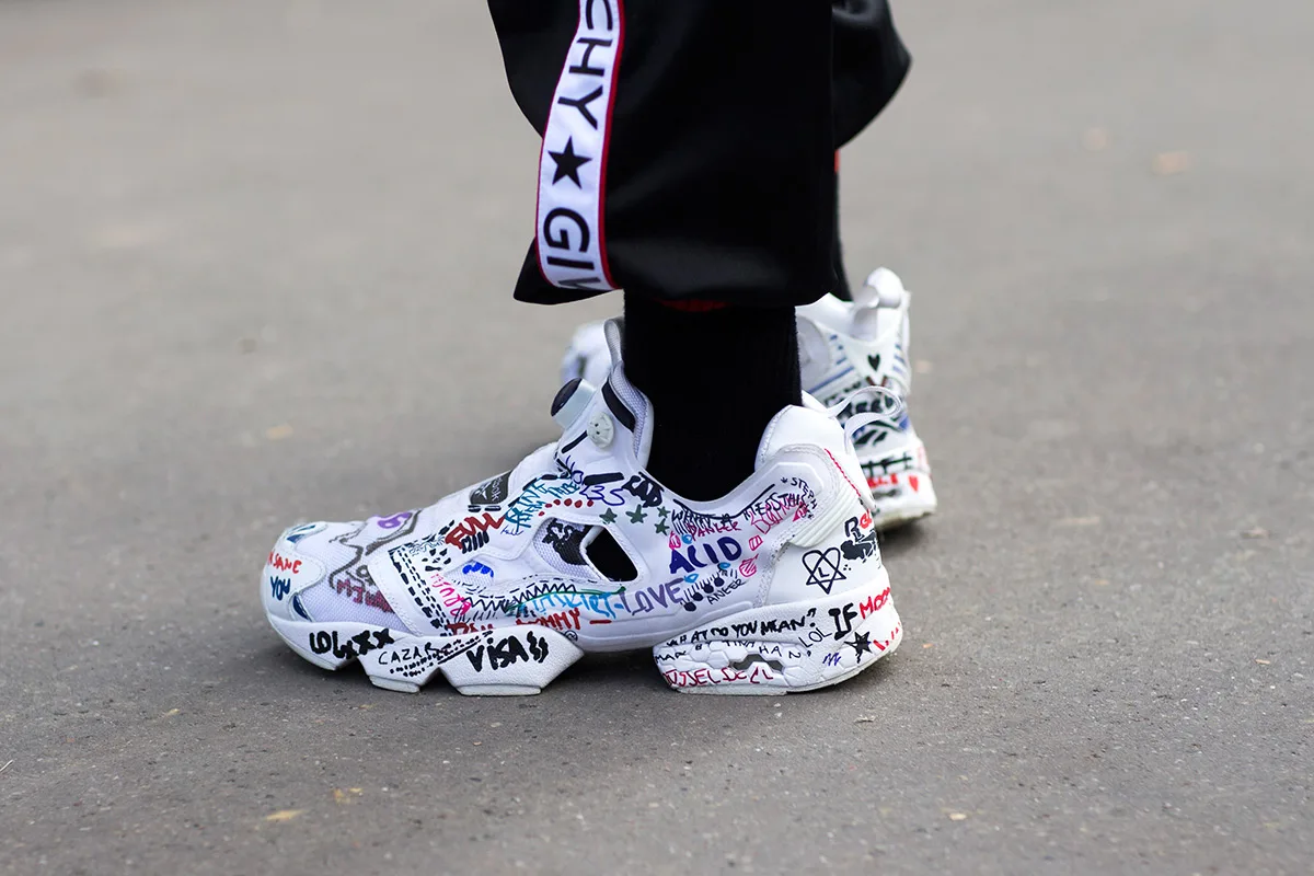 giay the thao - vetements x reebok instpump fury - elle man