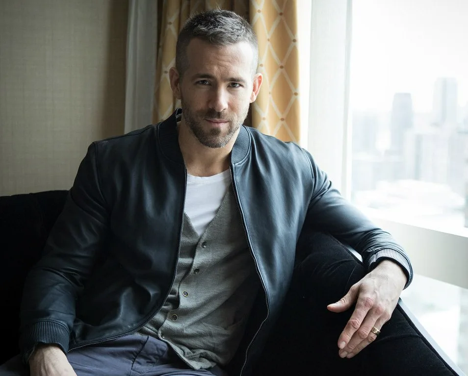 ryan reynolds - elle man