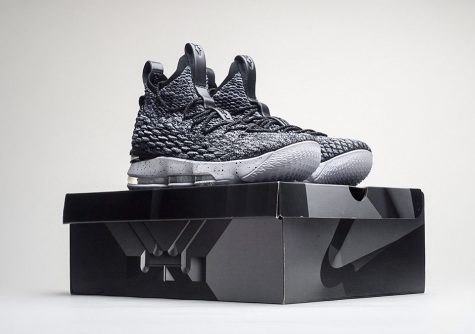 giay the thao cuoi thang 10 - Nike LeBron 15 “Ashes” - elle man 4