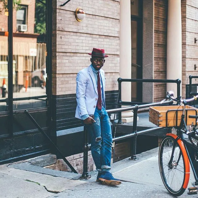 Nổi loạn một chút với jean rách Cách phối đồ đẹp của các "ông thần thời trang" trên Instagram