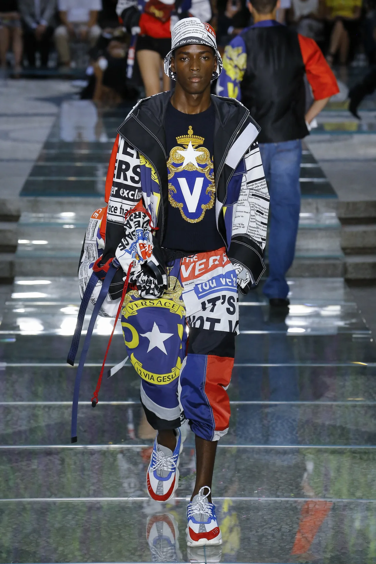 bo suu tap thoi trang - versace - elle man 3