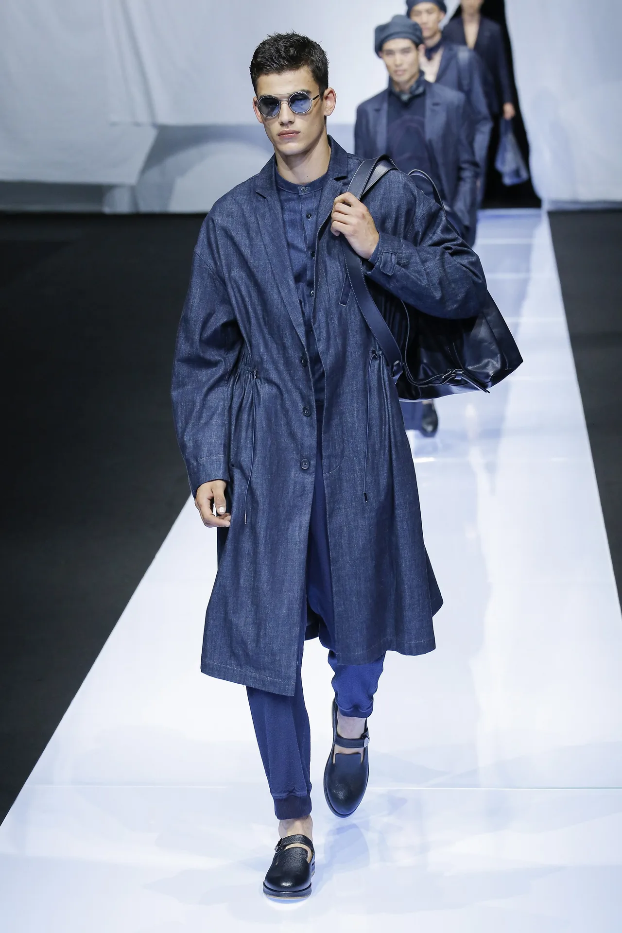 bo suu tap thoi trang - giorgio armani - elle man 1