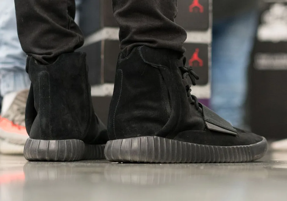 Soi dàn sneaker tại Sneaker Con Cleveland 2017 lớn nhất nước Mỹ