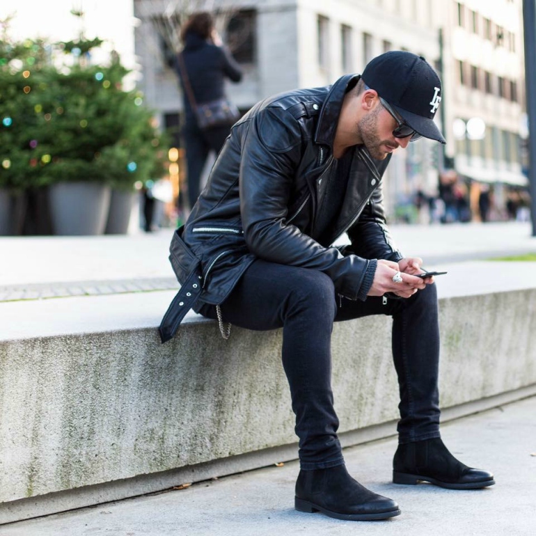 giay chelsea boots- elle man 3