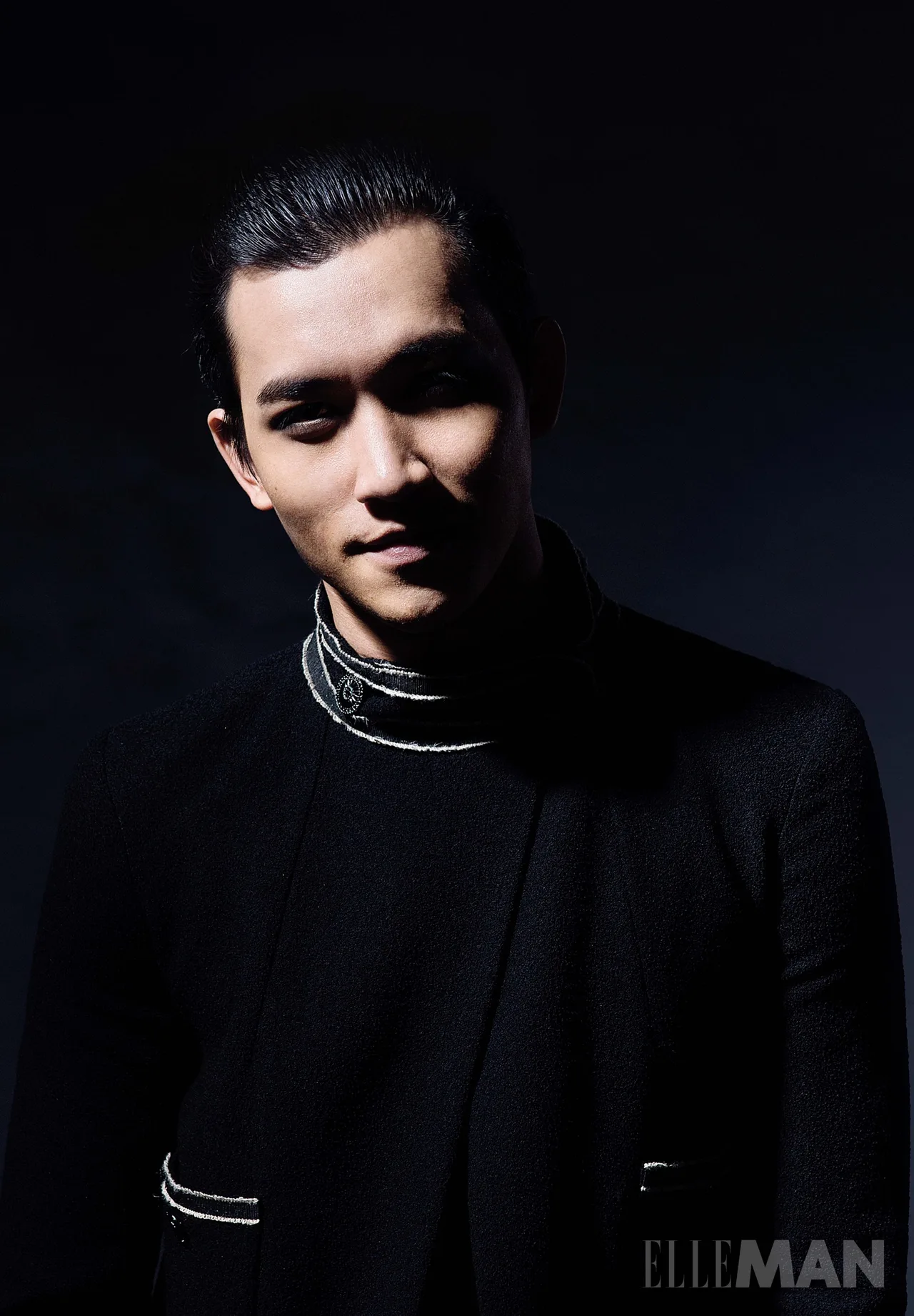 người mẫu Võ Cảnh mặc chanel người mẫu Võ Cảnh mặc chanel