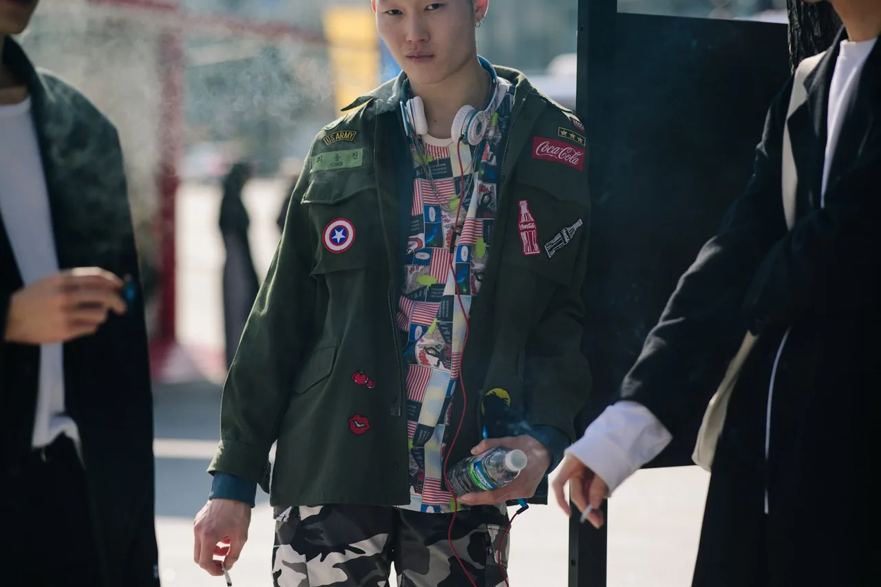 Cac street style look tuyet dep tai Seoul Fashion Week Xuan He 2018 11