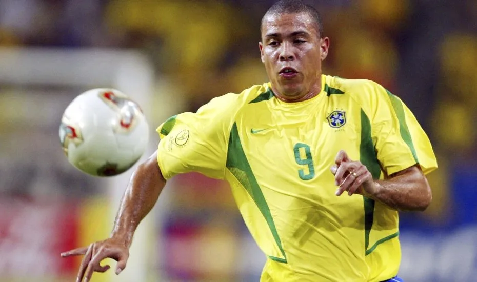 Ronaldo De Lima - ELLE Man-13