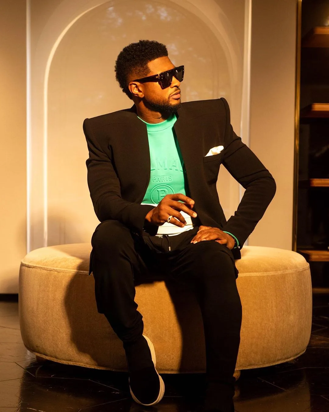 ca sĩ usher