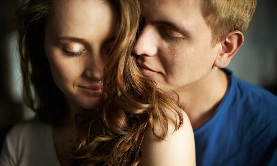 Giảm căng thẳng nhờ mùi quần áo của bạn tình