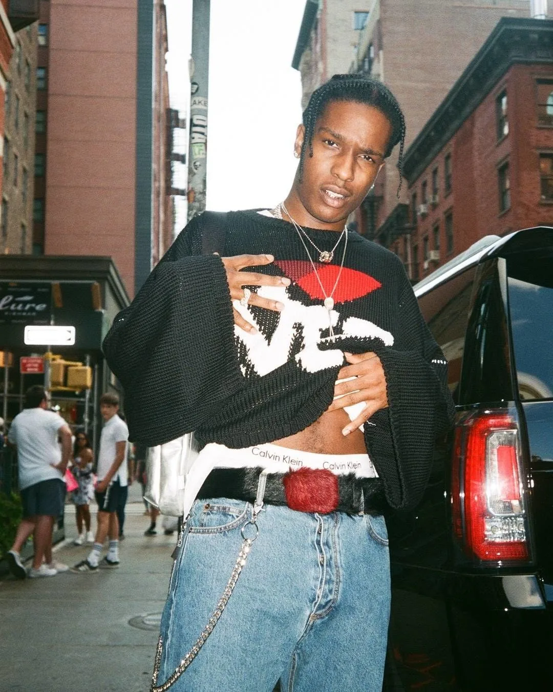 thoi trang asap rocky - elle man - 1221 - highsnobiety
