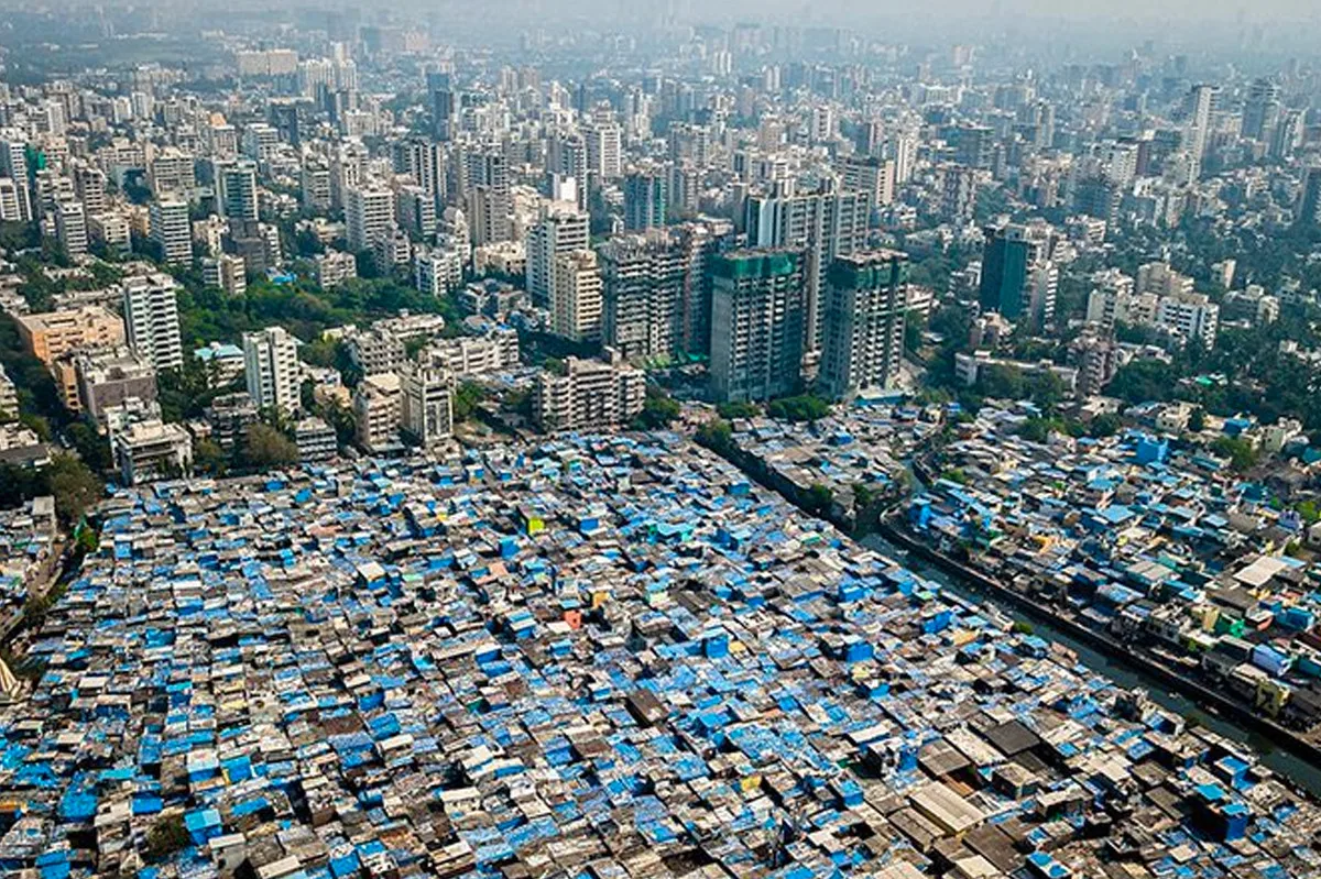 Bức ảnh chụp từ trên cao ở thành phố Mumbai. Ảnh: Johnny Miller