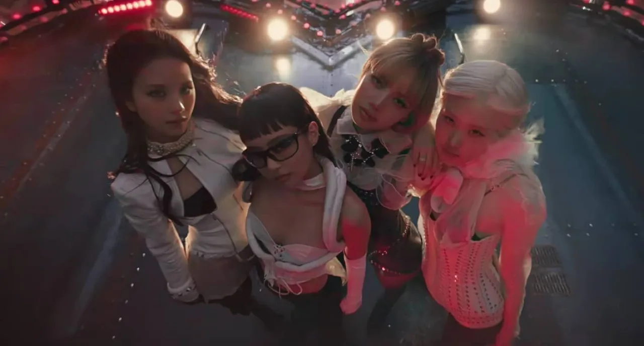 black pink jump k-pop