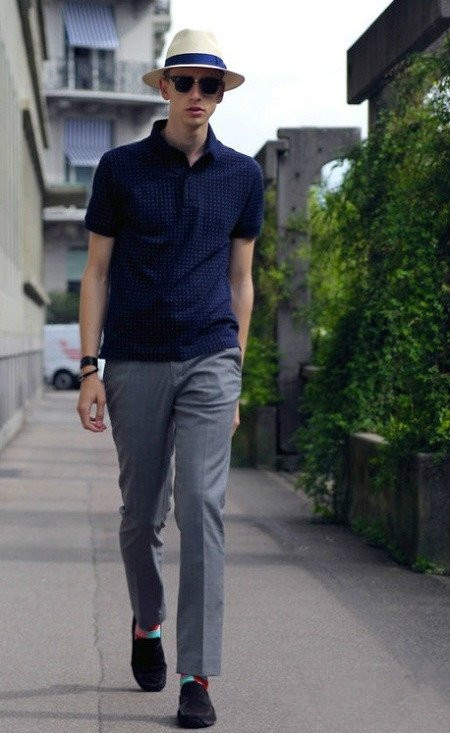 4 kiểu quần nam đẹp nên thử ngoài skinny jeans - quần tây + polo - elle man 1