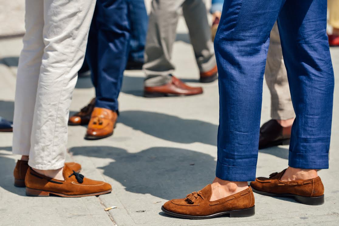 thời trang mua hè - giày loafer da lộn - elle man 1