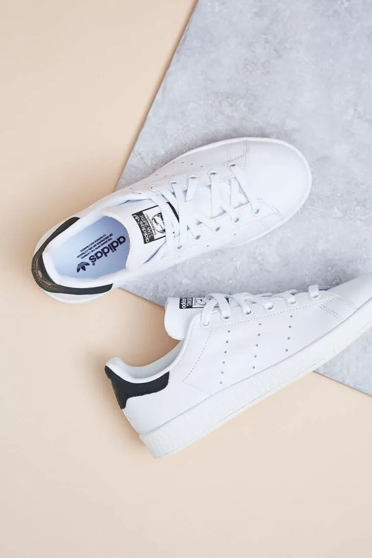7 thiết kế huyền thoại trong lịch sử giày sneaker nam 7 thiết kế huyền thoại trong lịch sử giày sneaker nam