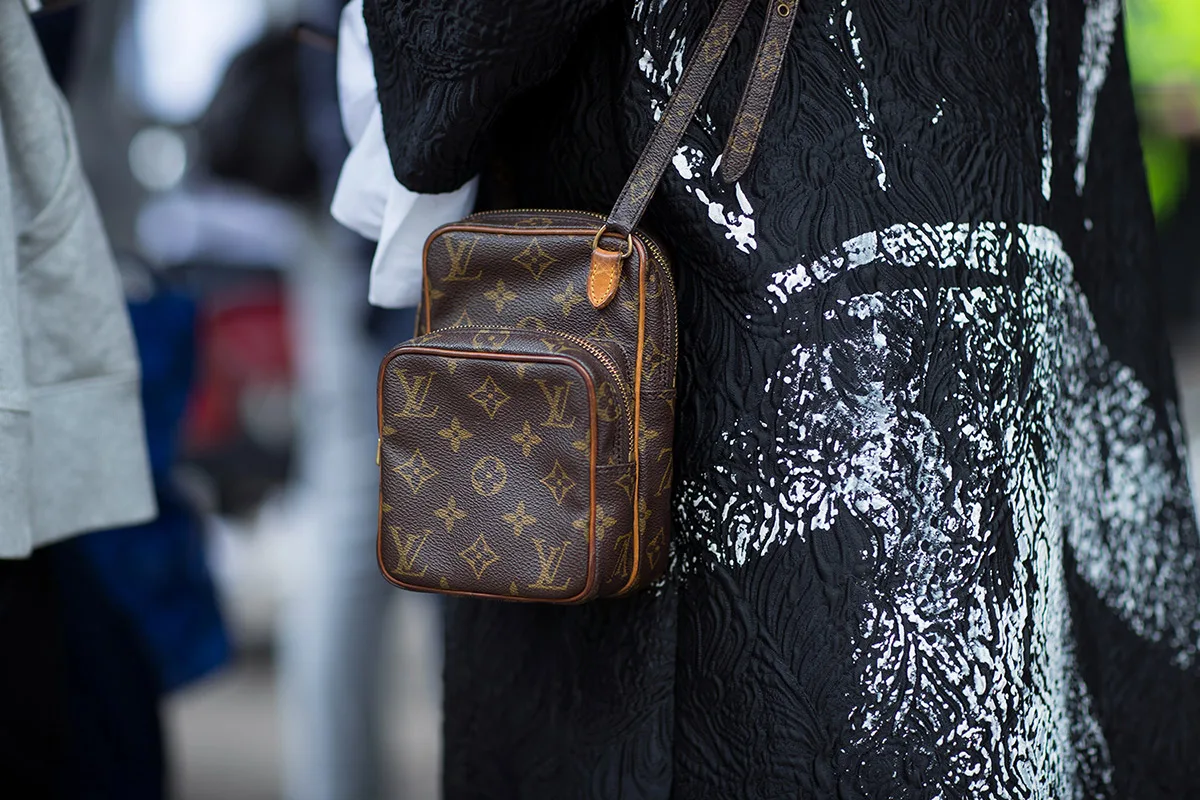 louis vuitton x supreme - london - elle man 12