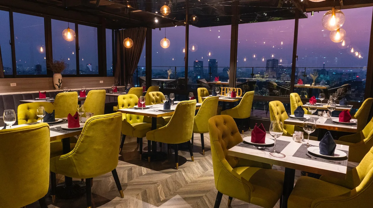 Panorama Restaurant & Bar Top
