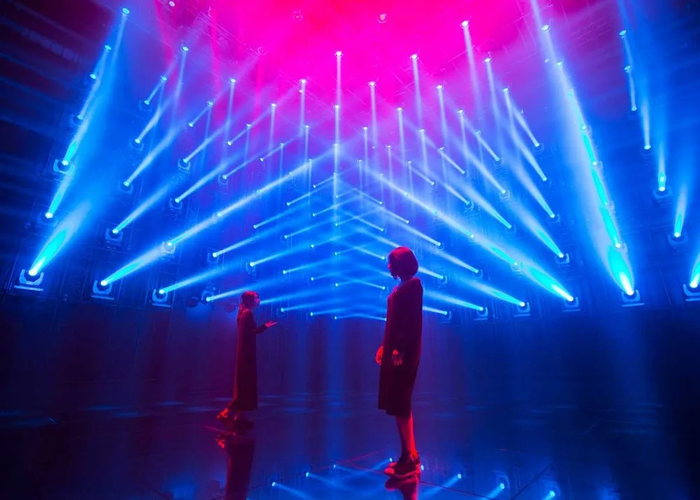 su kien van hoa - teamlab boderless - elle man 3