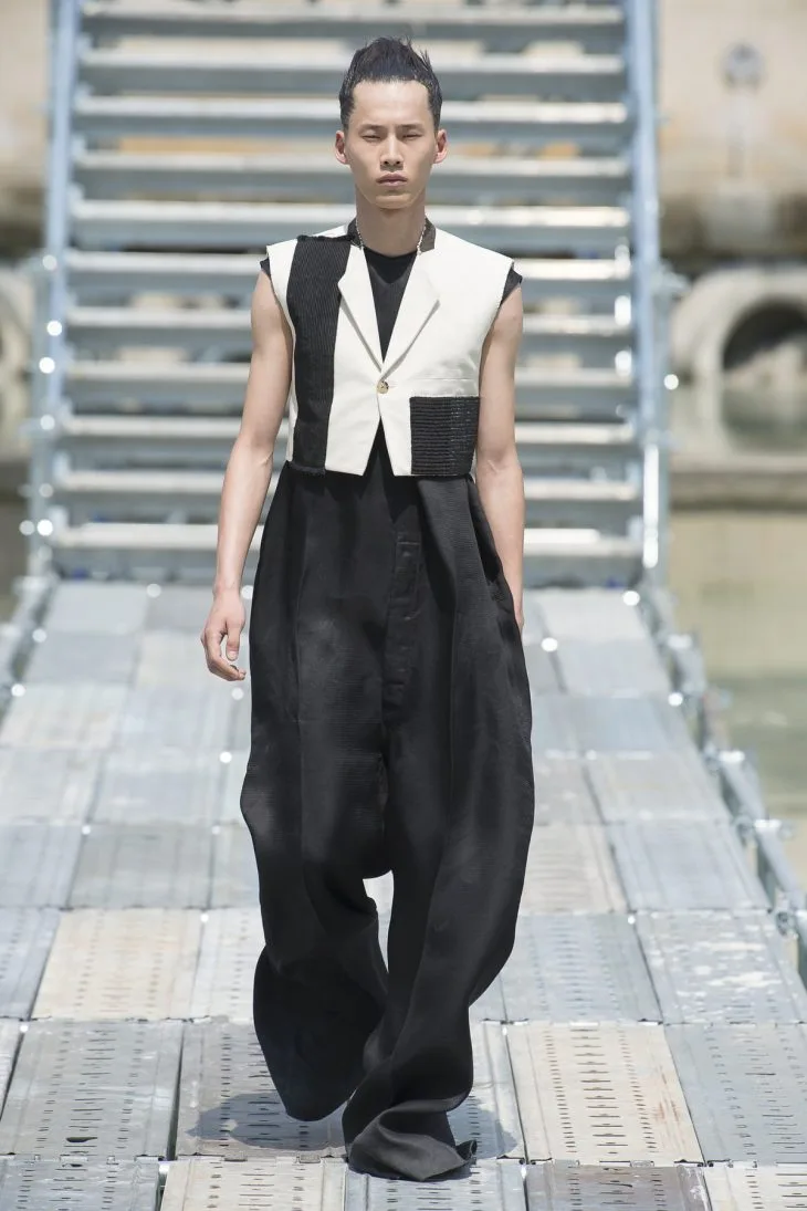 10 BST đáng chú ý tại Tuần lễ thời trang nam Xuân-Hè 2018 rick_owens_look_13_menswear_spring_2018