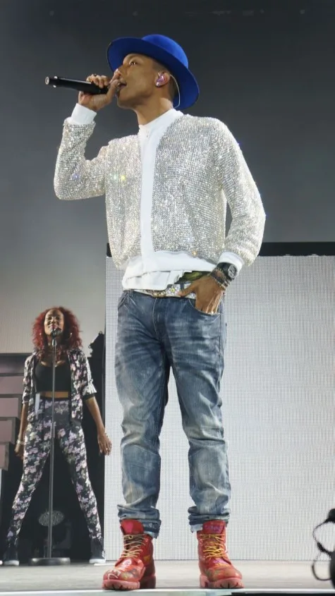 Cách phối đồ nam đẹp như Pharrell với áo cardigan Cách phối đồ nam đẹp như Pharrell với áo cardigan