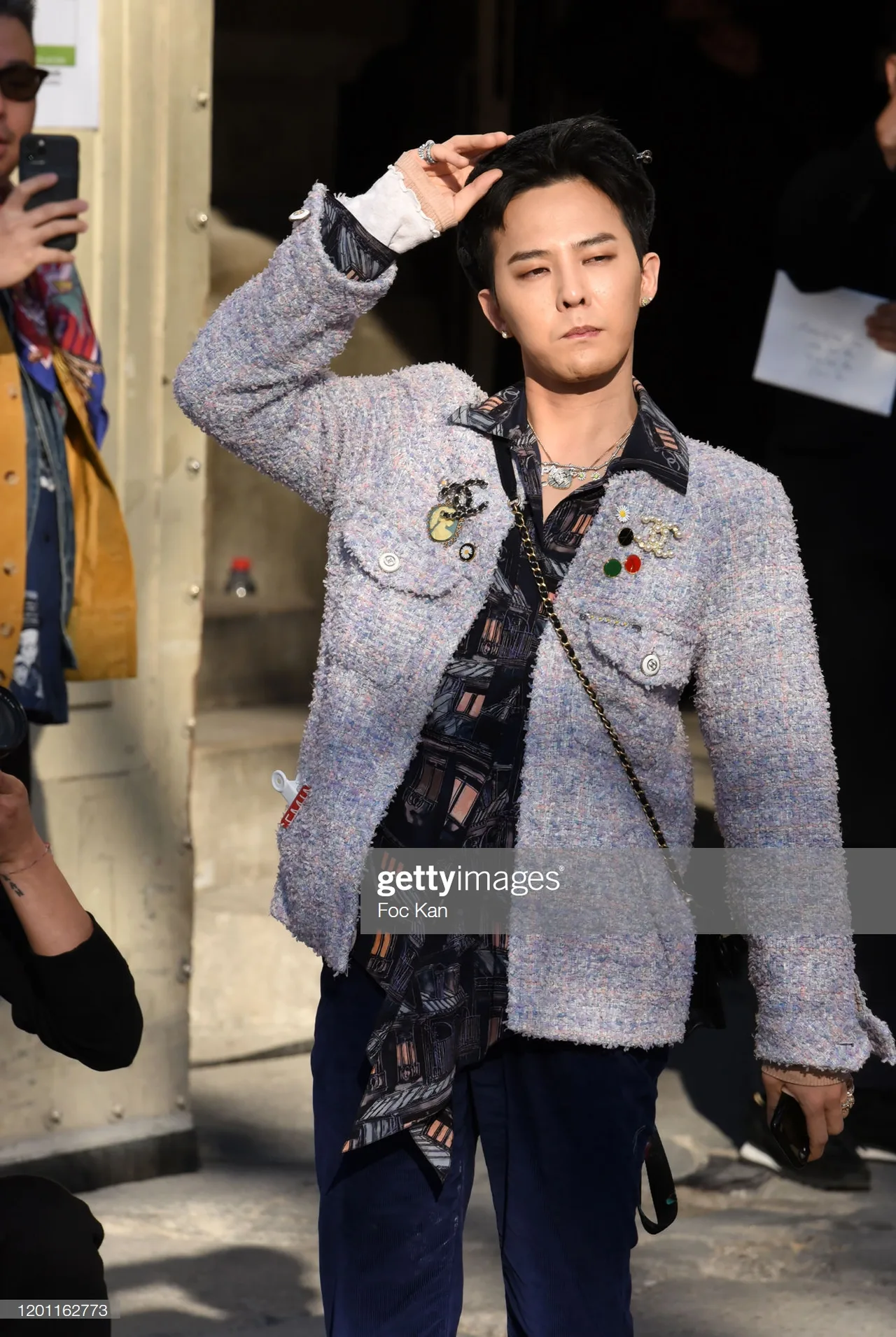 gdragon chanel 3-sao nam mac dep-elleman-0120